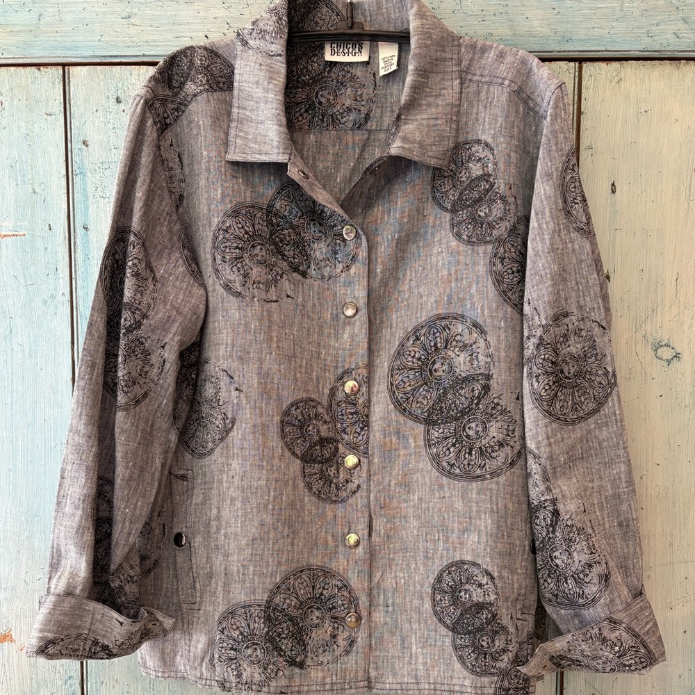 Classy & Chic Gray, Black, & Silver 100% Linen Jacket by Chico’s Design - Picture 10 of 11